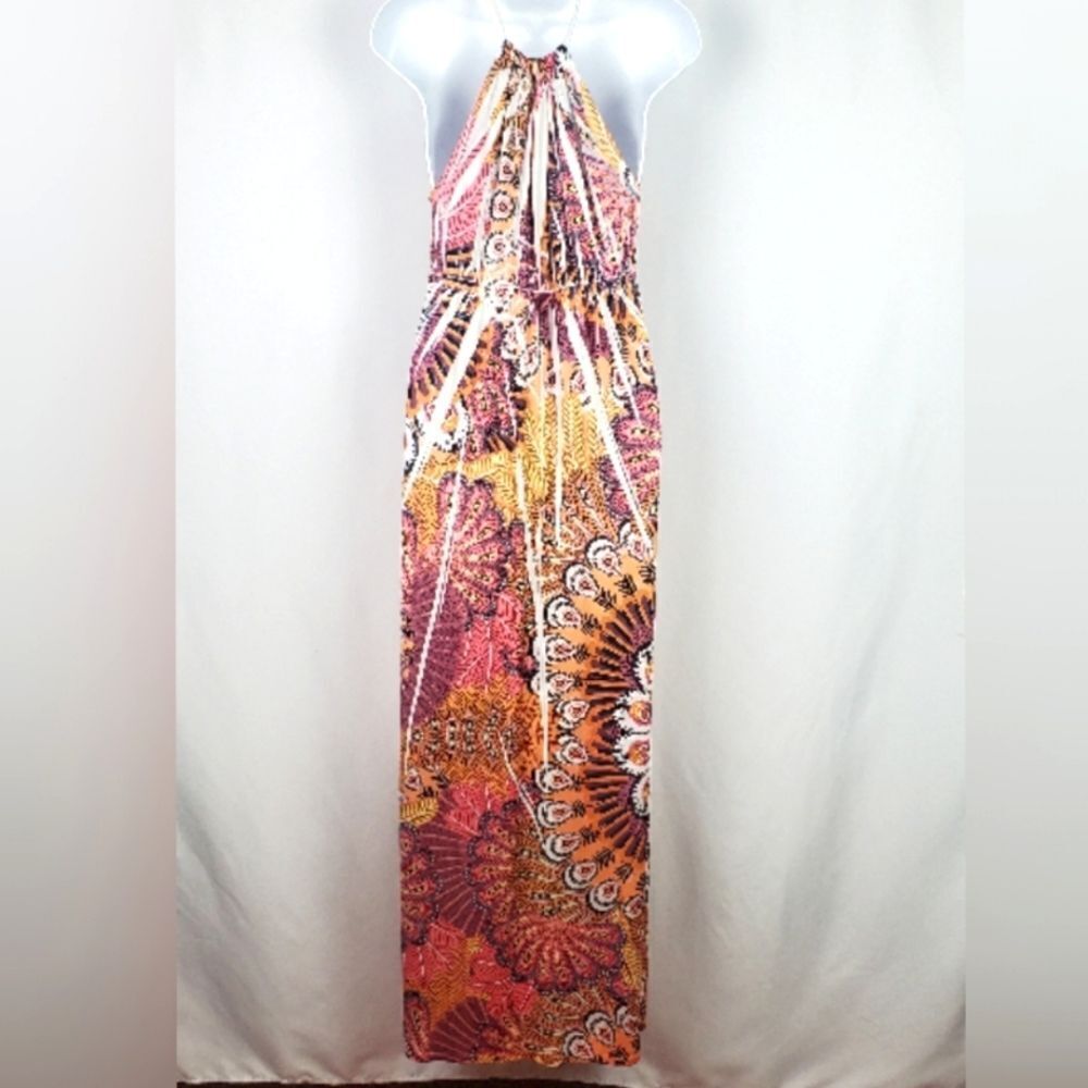 Halter Maxi Dress - Picture 4 of 9